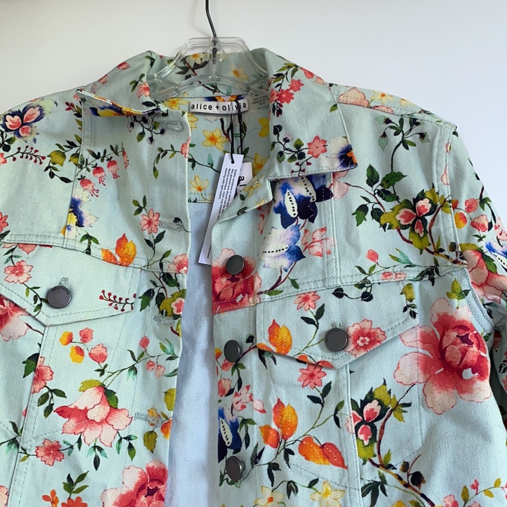 Fun summer Jean jacket - Picture 2 of 3